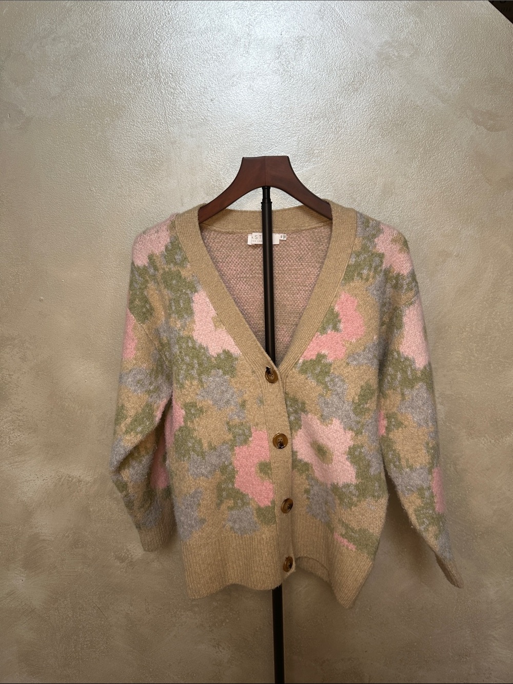 ASTR The Label Floral Pattern V‑Neck Cardigan sz XS